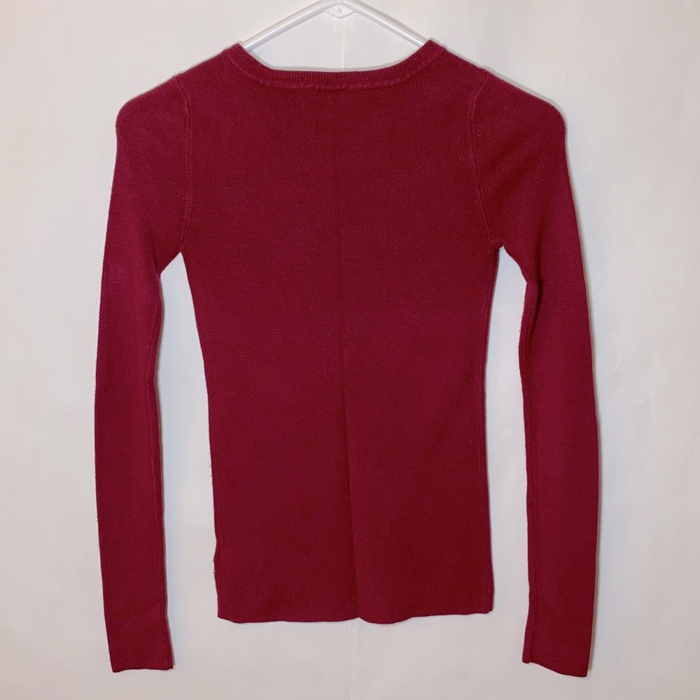Express Sweater - Picture 3 of 4